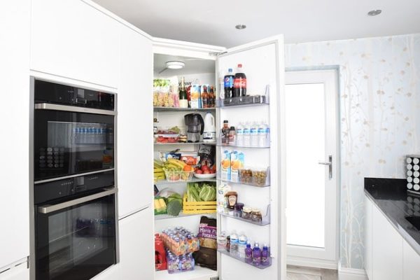 Réfrigérateur aliments et santé